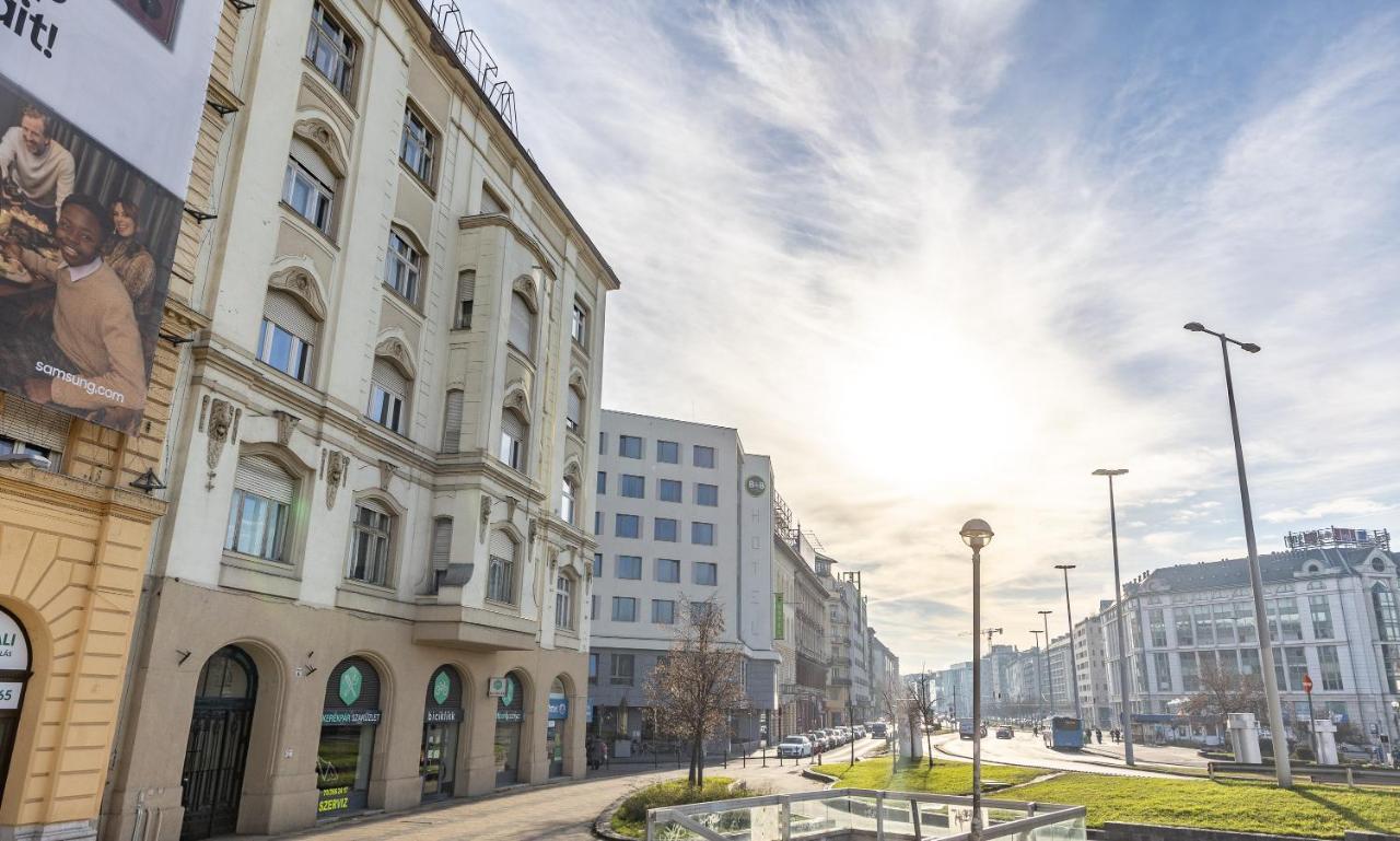 Wiky'S Apartman With 3Bathrooms Budapest Exterior photo