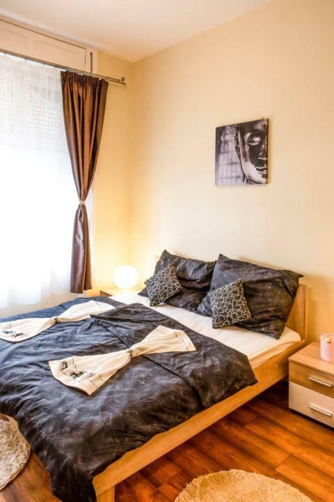 Wiky'S Apartman With 3Bathrooms Budapest Exterior photo