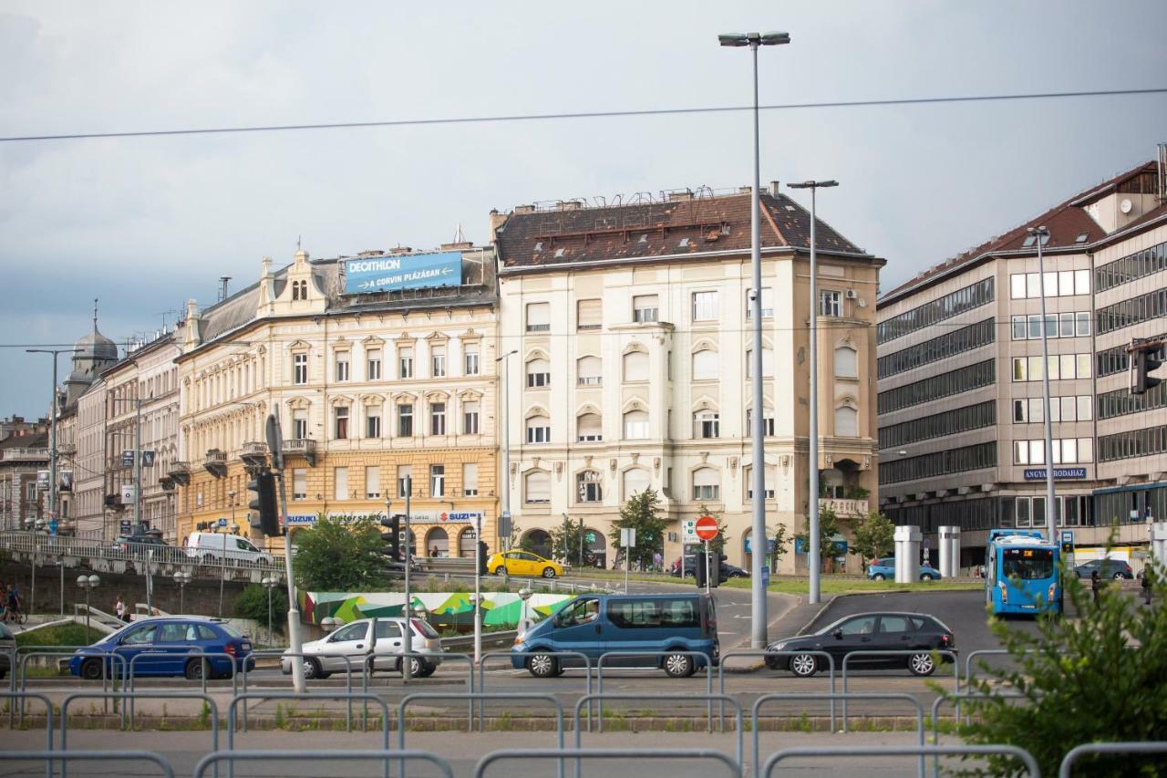 Wiky'S Apartman With 3Bathrooms Budapest Exterior photo